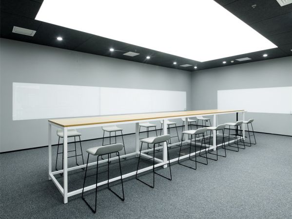 汽車生產(chǎn)基地辦公室設(shè)計的全新辦公生活方式